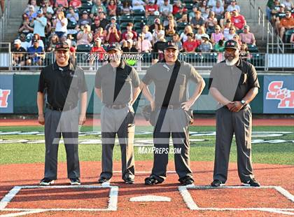 Thumbnail 1 in Cypress Woods vs. The Woodlands (UIL 6A Region 2 Final - Game 1) photogallery.