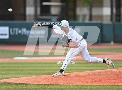 Thumbnail 2 in Cypress Woods vs. The Woodlands (UIL 6A Region 2 Final - Game 1) photogallery.