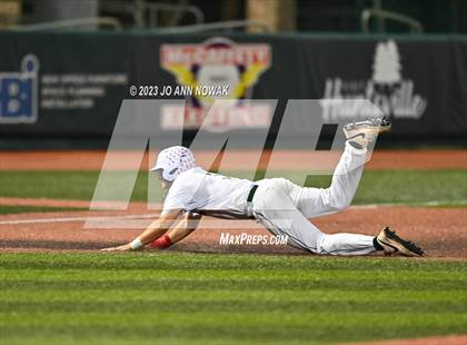 Thumbnail 3 in Cypress Woods vs. The Woodlands (UIL 6A Region 2 Final - Game 1) photogallery.