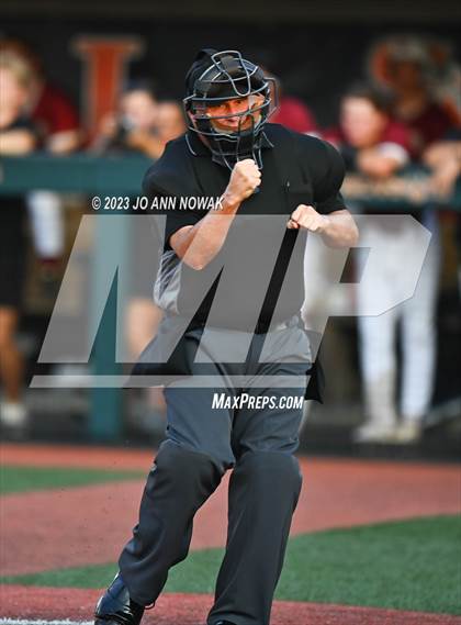 Thumbnail 1 in Cypress Woods vs. The Woodlands (UIL 6A Region 2 Final - Game 1) photogallery.