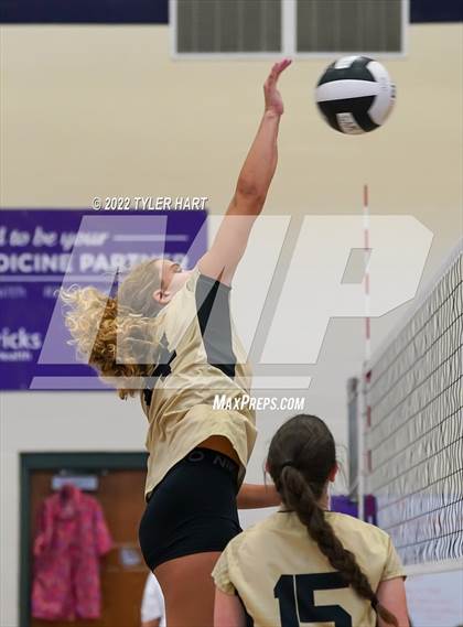 Thumbnail 2 in Penn vs Carmel (Brownsburg Invite) photogallery.