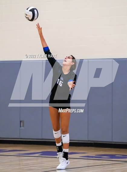 Thumbnail 3 in Penn vs Carmel (Brownsburg Invite) photogallery.