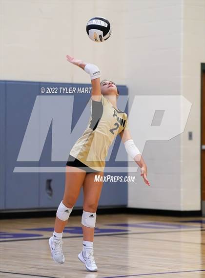 Thumbnail 1 in Penn vs Carmel (Brownsburg Invite) photogallery.