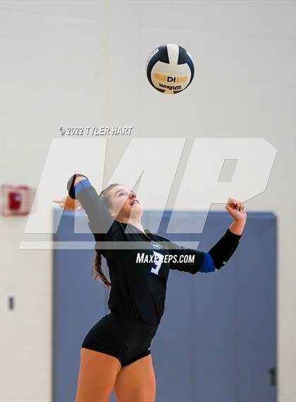 Thumbnail 3 in Penn vs Carmel (Brownsburg Invite) photogallery.