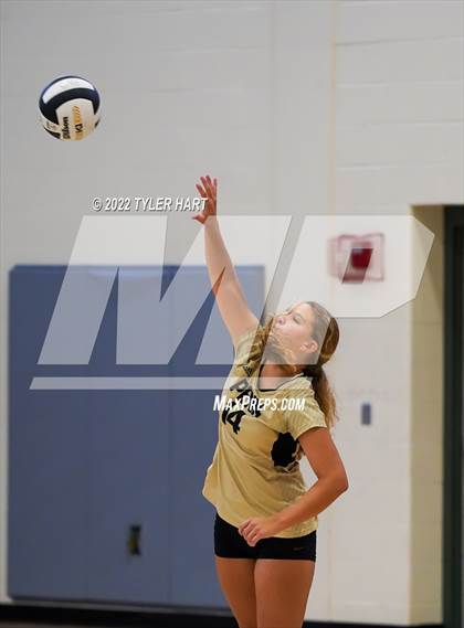 Thumbnail 1 in Penn vs Carmel (Brownsburg Invite) photogallery.