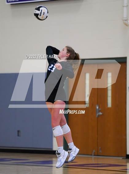 Thumbnail 3 in Penn vs Carmel (Brownsburg Invite) photogallery.