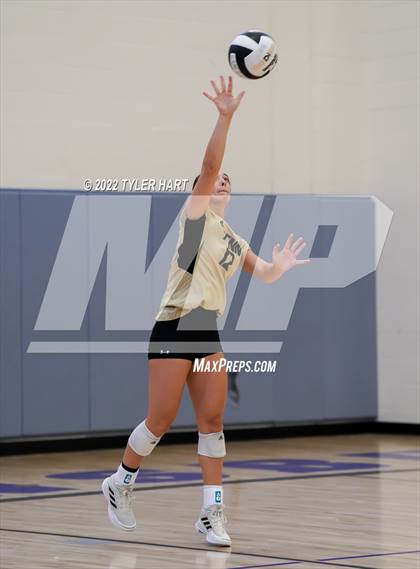 Thumbnail 3 in Penn vs Carmel (Brownsburg Invite) photogallery.