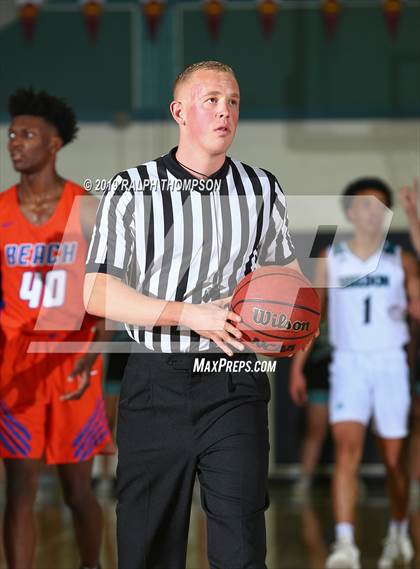 Thumbnail 3 in Rainier Beach @ Sheldon (West Coast Clash Sac vs Seattle) photogallery.