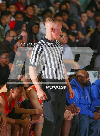 Thumbnail 2 in Rainier Beach @ Sheldon (West Coast Clash Sac vs Seattle) photogallery.