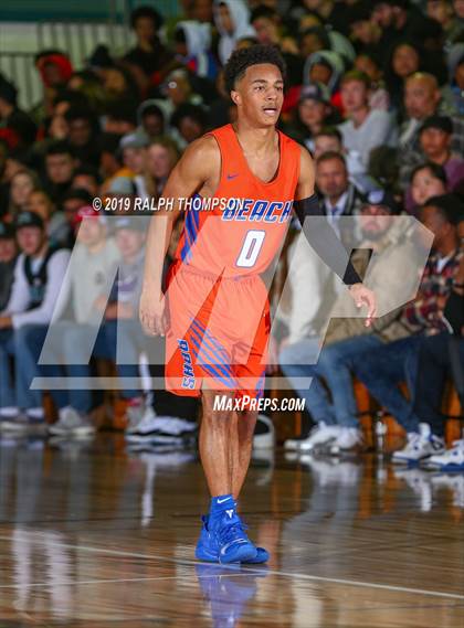 Thumbnail 1 in Rainier Beach @ Sheldon (West Coast Clash Sac vs Seattle) photogallery.