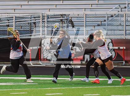 Thumbnail 3 in Hilliard Bradley @ Westerville South Scrimmage photogallery.