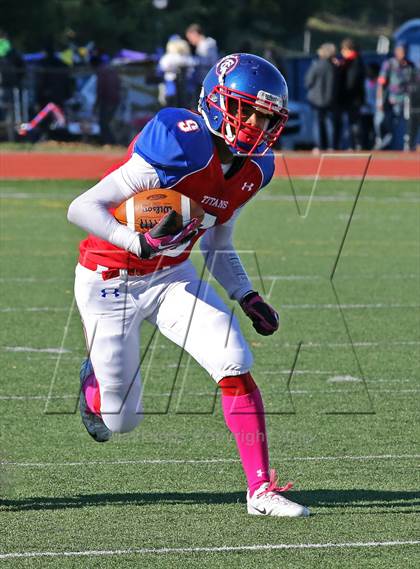 Thumbnail 3 in Lake Braddock @ T.C. Williams photogallery.