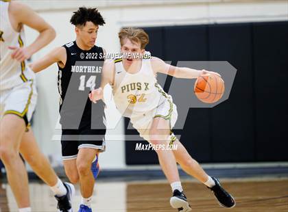 Thumbnail 1 in Pius X vs. Lincoln Northeast photogallery.