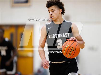 Thumbnail 3 in Pius X vs. Lincoln Northeast photogallery.