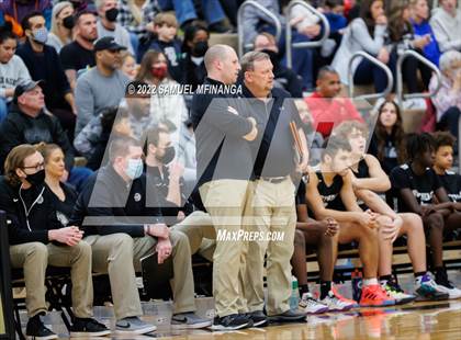 Thumbnail 2 in Pius X vs. Lincoln Northeast photogallery.
