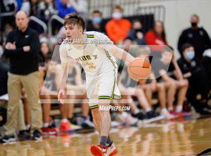 Thumbnail 1 in Pius X vs. Lincoln Northeast photogallery.