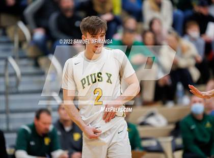 Thumbnail 2 in Pius X vs. Lincoln Northeast photogallery.