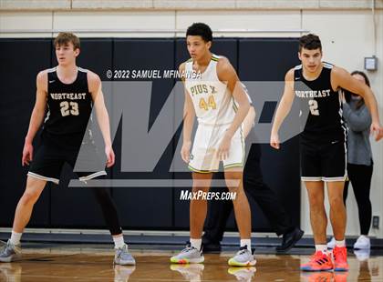 Thumbnail 3 in Pius X vs. Lincoln Northeast photogallery.