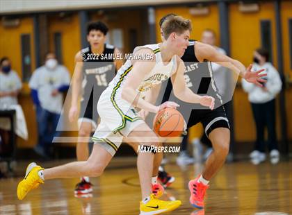 Thumbnail 3 in Pius X vs. Lincoln Northeast photogallery.