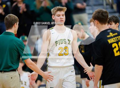 Thumbnail 3 in Pius X vs. Lincoln Northeast photogallery.