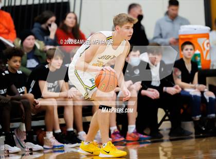 Thumbnail 1 in Pius X vs. Lincoln Northeast photogallery.