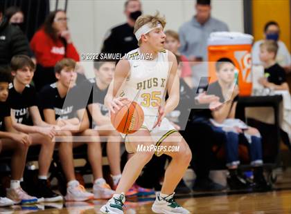 Thumbnail 1 in Pius X vs. Lincoln Northeast photogallery.