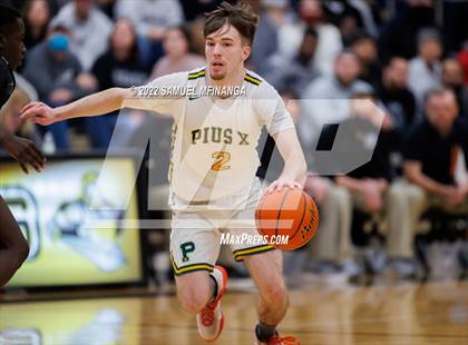Thumbnail 1 in Pius X vs. Lincoln Northeast photogallery.