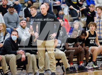 Thumbnail 2 in Pius X vs. Lincoln Northeast photogallery.