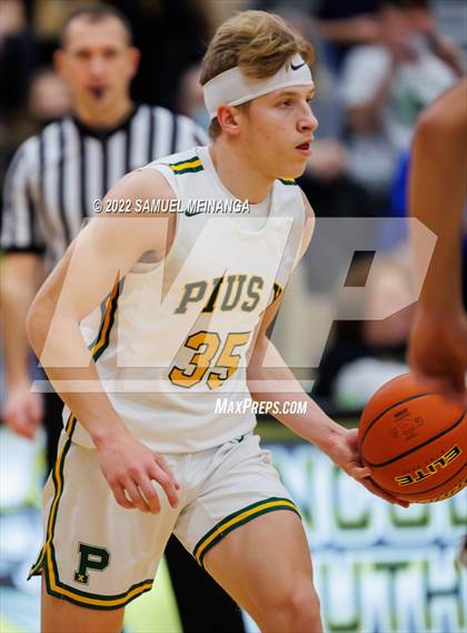 Thumbnail 1 in Pius X vs. Lincoln Northeast photogallery.