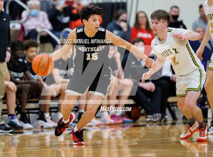 Thumbnail 3 in Pius X vs. Lincoln Northeast photogallery.