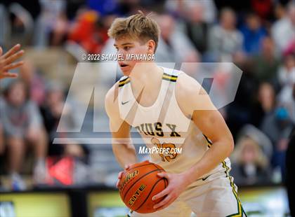Thumbnail 2 in Pius X vs. Lincoln Northeast photogallery.