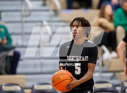 Thumbnail 2 in Pius X vs. Lincoln Northeast photogallery.