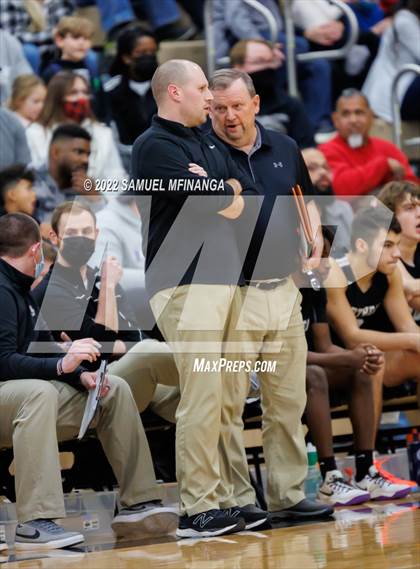 Thumbnail 3 in Pius X vs. Lincoln Northeast photogallery.