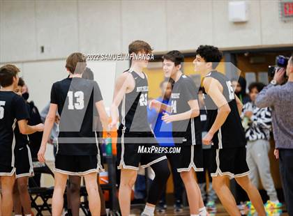 Thumbnail 3 in Pius X vs. Lincoln Northeast photogallery.