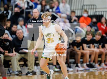 Thumbnail 1 in Pius X vs. Lincoln Northeast photogallery.