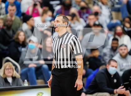 Thumbnail 1 in Pius X vs. Lincoln Northeast photogallery.