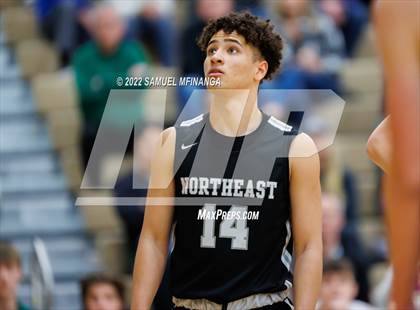 Thumbnail 2 in Pius X vs. Lincoln Northeast photogallery.