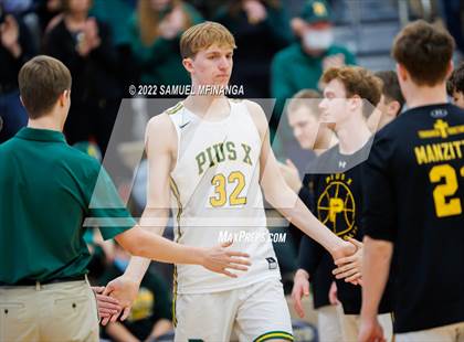 Thumbnail 3 in Pius X vs. Lincoln Northeast photogallery.