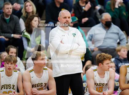 Thumbnail 2 in Pius X vs. Lincoln Northeast photogallery.