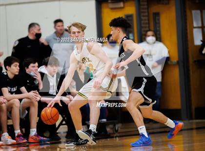 Thumbnail 1 in Pius X vs. Lincoln Northeast photogallery.