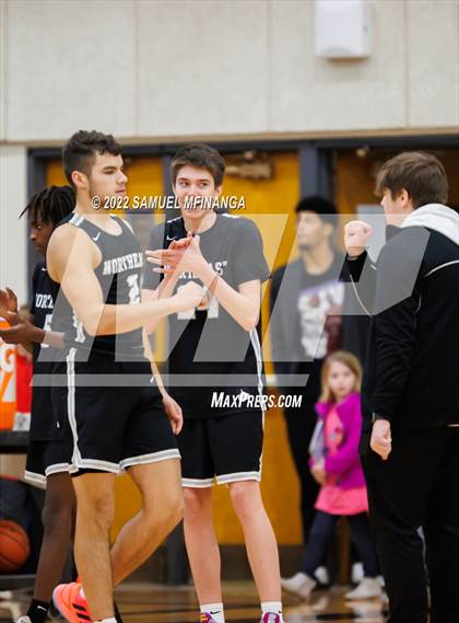 Thumbnail 3 in Pius X vs. Lincoln Northeast photogallery.