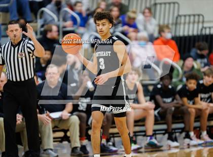 Thumbnail 3 in Pius X vs. Lincoln Northeast photogallery.