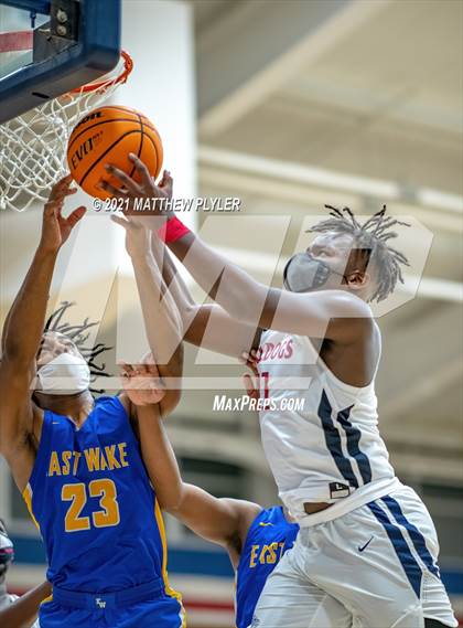 Thumbnail 2 in East Wake vs Terry Sanford (NCHSAA 3A - Second Round) photogallery.