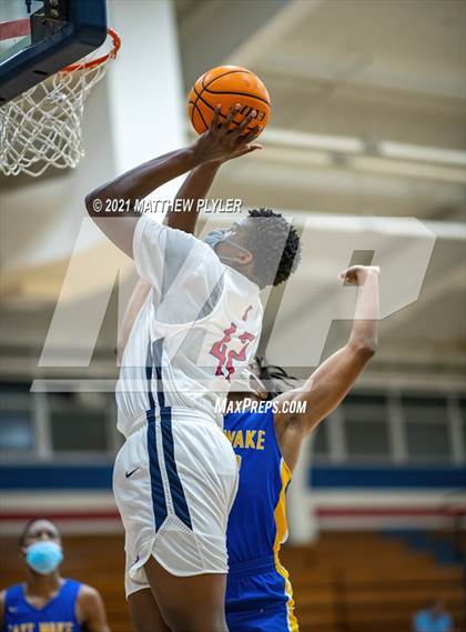 Thumbnail 3 in East Wake vs Terry Sanford (NCHSAA 3A - Second Round) photogallery.