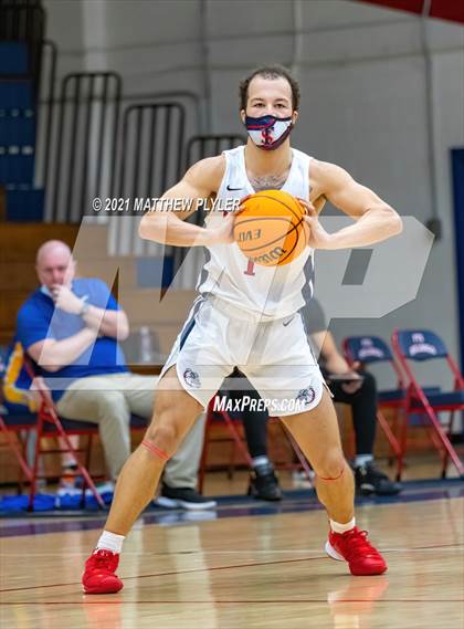 Thumbnail 1 in East Wake vs Terry Sanford (NCHSAA 3A - Second Round) photogallery.