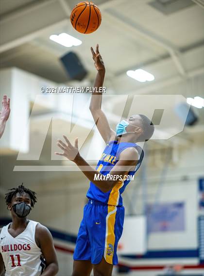 Thumbnail 1 in East Wake vs Terry Sanford (NCHSAA 3A - Second Round) photogallery.