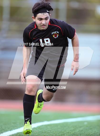 Thumbnail 3 in Taft vs El Camino Real photogallery.
