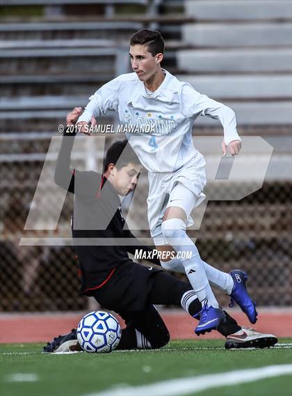 Thumbnail 3 in Taft vs El Camino Real photogallery.