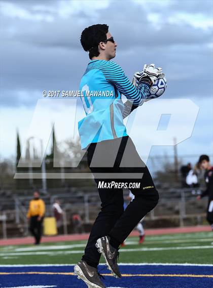 Thumbnail 2 in Taft vs El Camino Real photogallery.