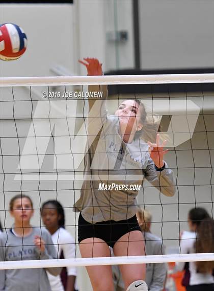 Thumbnail 3 in Boerne-Champion vs Austin (Class 5A Bidistrict) photogallery.